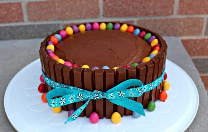Double Bday Cake Made with KitKat® (for 20+ people) - Jerry's The Sweet  Foodtruck