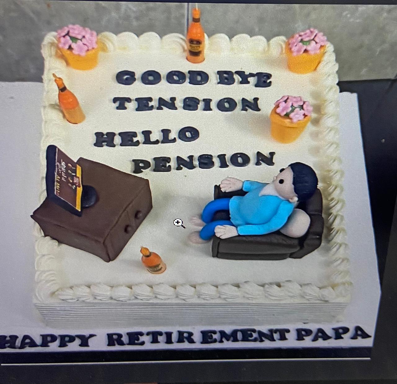 funny retirement cakes