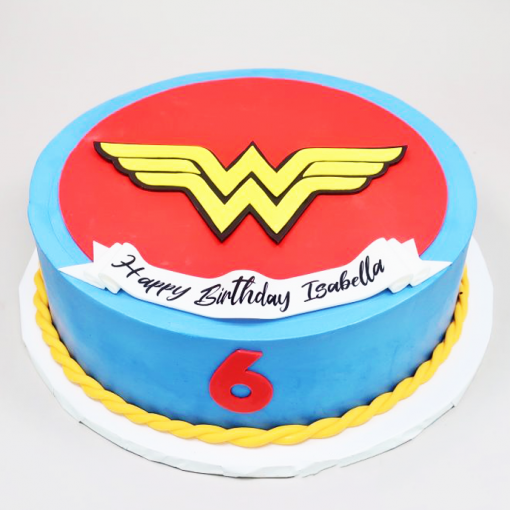 Michelle's wonder woman cake #kidscake #beautifulcakes #dansomanbaker  #accrabaker #buttercreamqueengh #wonderwoman | Instagram
